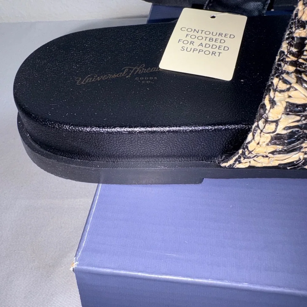 Universal Thread Stasie Flat Sandals 10 Onyx NEW Woven Floral Buckle Slide